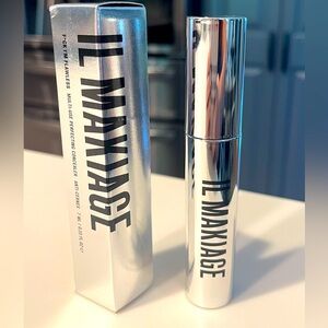 Brand new, never used Il Makiage New York Multi-Use Perfecting Concealer